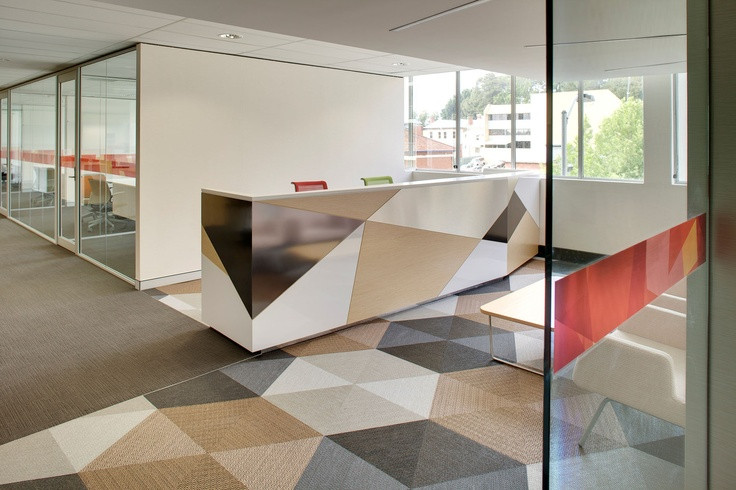 個(gè)性化辦公室裝修實(shí)景圖